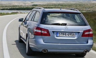 Illustration for article titled 2010 Mercedes E-Class Estate Debuts Ahead Of Frankfurt
